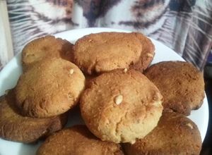 Una foto de Keto: Peanut butter cookies 🥜