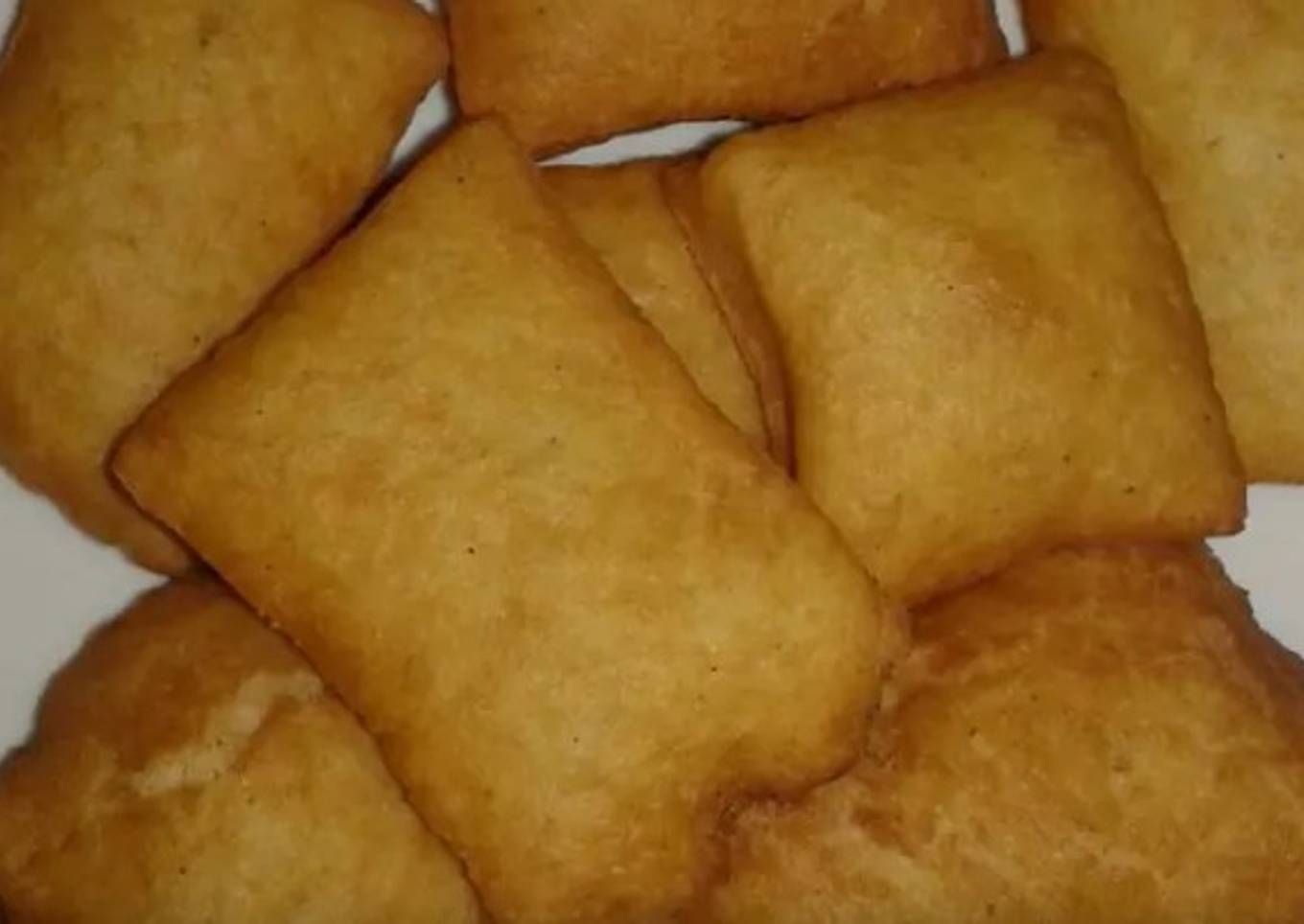 Cooking sweet mandazi
