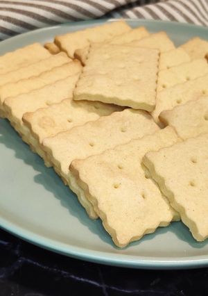 Gluténmentes háztartási keksz recept fotója