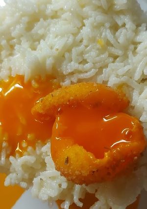 Una foto de Croqueta de yema de huevo