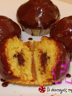 Φωτογραφία της συνταγής Muffins πορτοκαλιού με γέμιση σοκολάτας