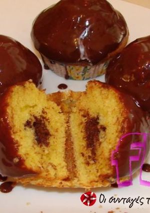 Φωτογραφία της συνταγής Muffins πορτοκαλιού με γέμιση σοκολάτας