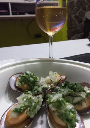 Una foto de Cholgas con salsa verde