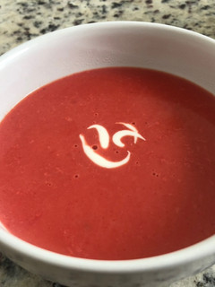 Una foto de Crema de betabel (remolacha) ¡fácil!