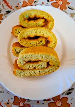 Gyors mandulás lekváros piskótatekercs 🍸🍸🍸 recept fotója