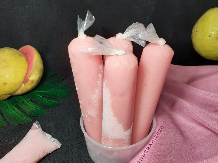 Cara Gampang Menyiapkan #103 Es Lilin Jambu Biji, Menggugah Selera