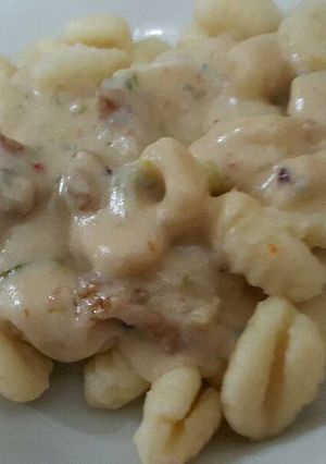 Una foto de Salsa crema de roquefort