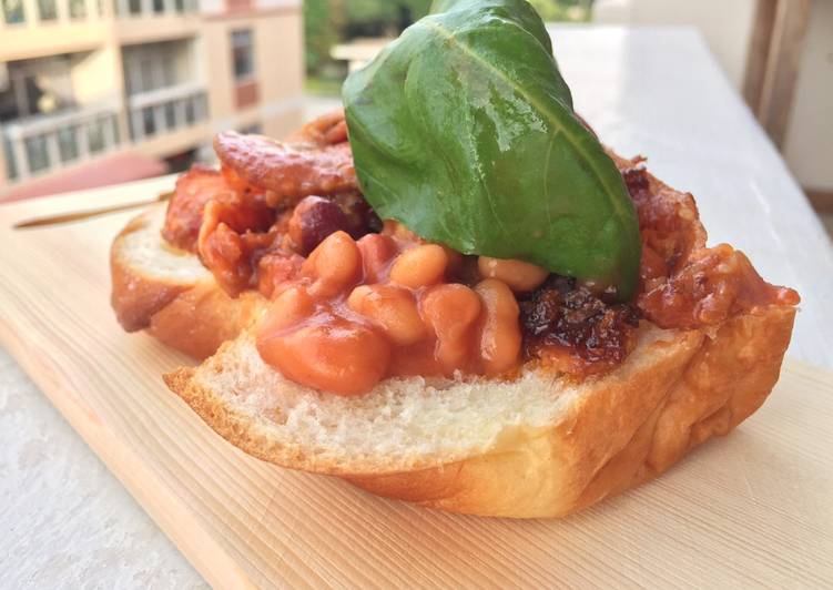 Recipe of Super Quick Baked Bean With Bacon And XO Sauce