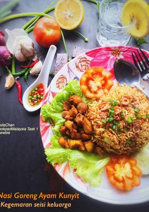 Gambar Nasi Goreng Ayam Kunyit