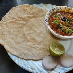 A picture of Prawns fish masala gravy.