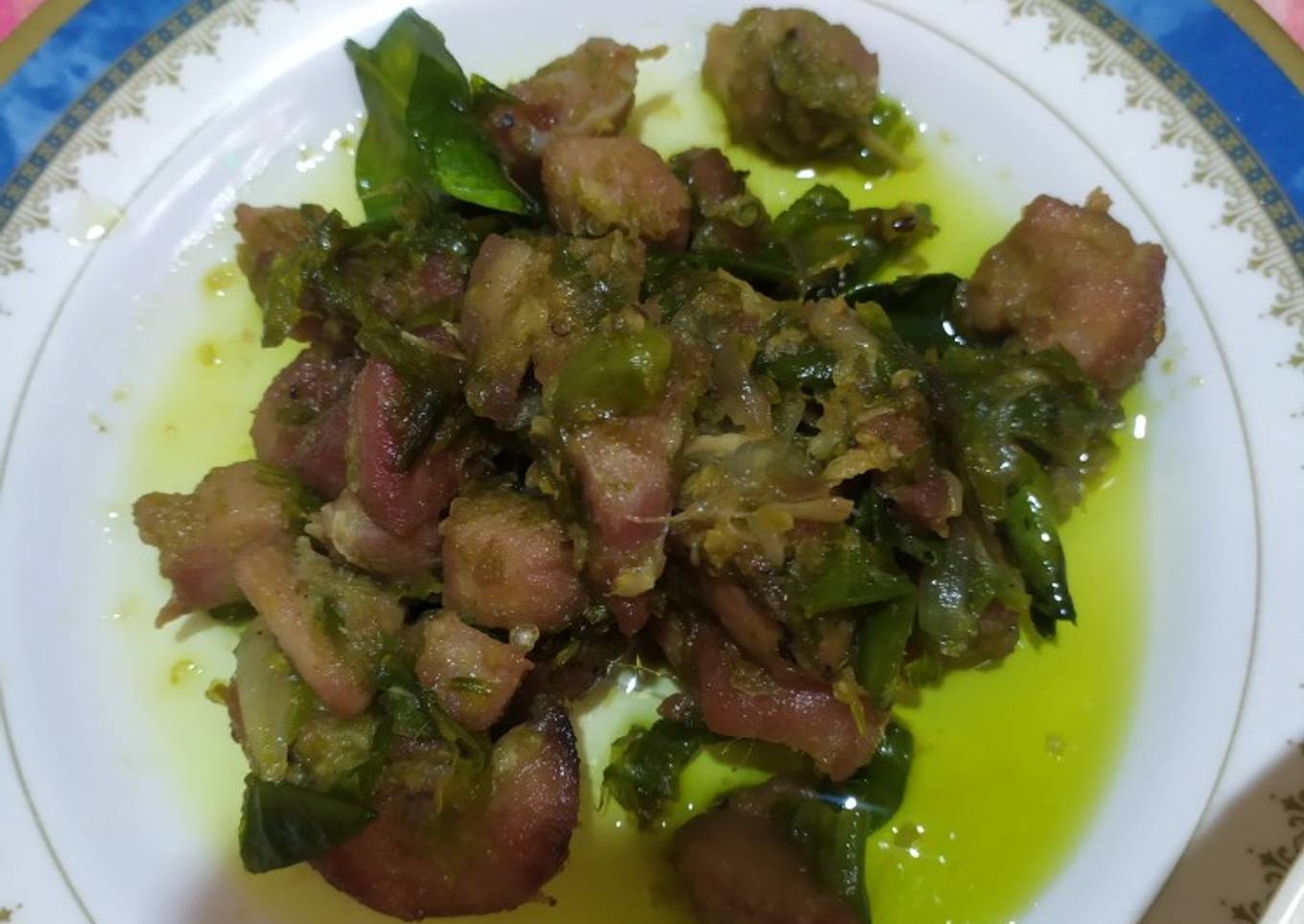Babi sambal hijau