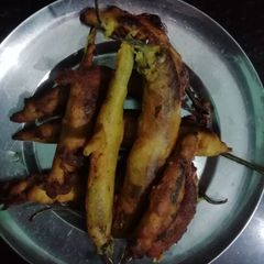 A picture of Mirchi pakoda.