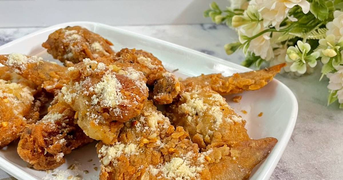 Chicken Wings with Garlic Cheese