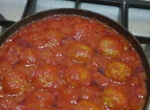 Una foto de Albóndigas rellenas con queso