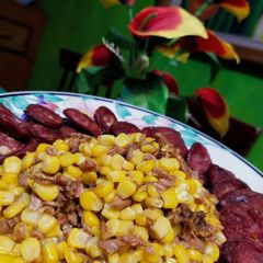 A picture of Buttered Corn & Tuna ala Pinoy.