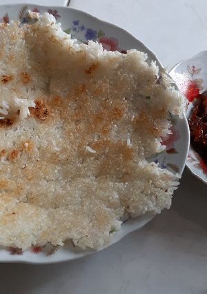 Hình của món Cơm cháy chảo.