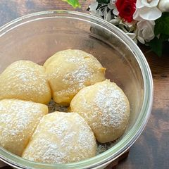 A picture of Yakult Bread (lactic acid drink).