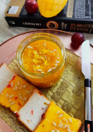 A picture of Mango jam.