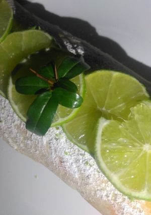 Una foto de Jelly roll de crema de limón🍋🍋