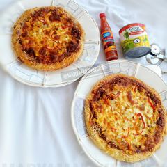 A picture of Beef&chicken pizza.