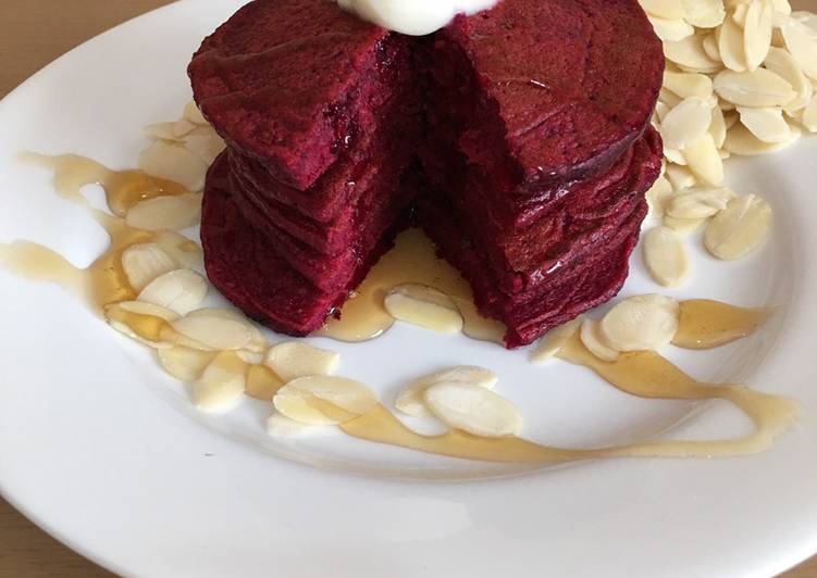 Cara Gampang Membuat Red Velvet Beet Pancakes yang Lezat Sekali