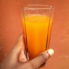 A picture of CaroPineapple Juice.
