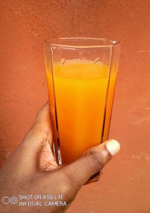 A picture of CaroPineapple Juice.