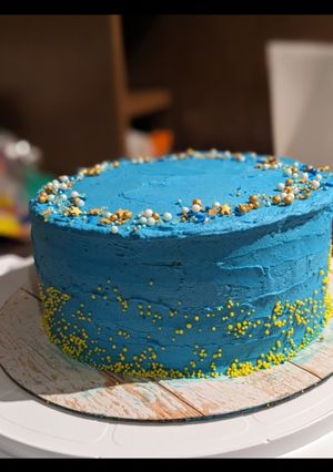 A picture of Ermine Frosting (less sweet than traditional buttercream!).