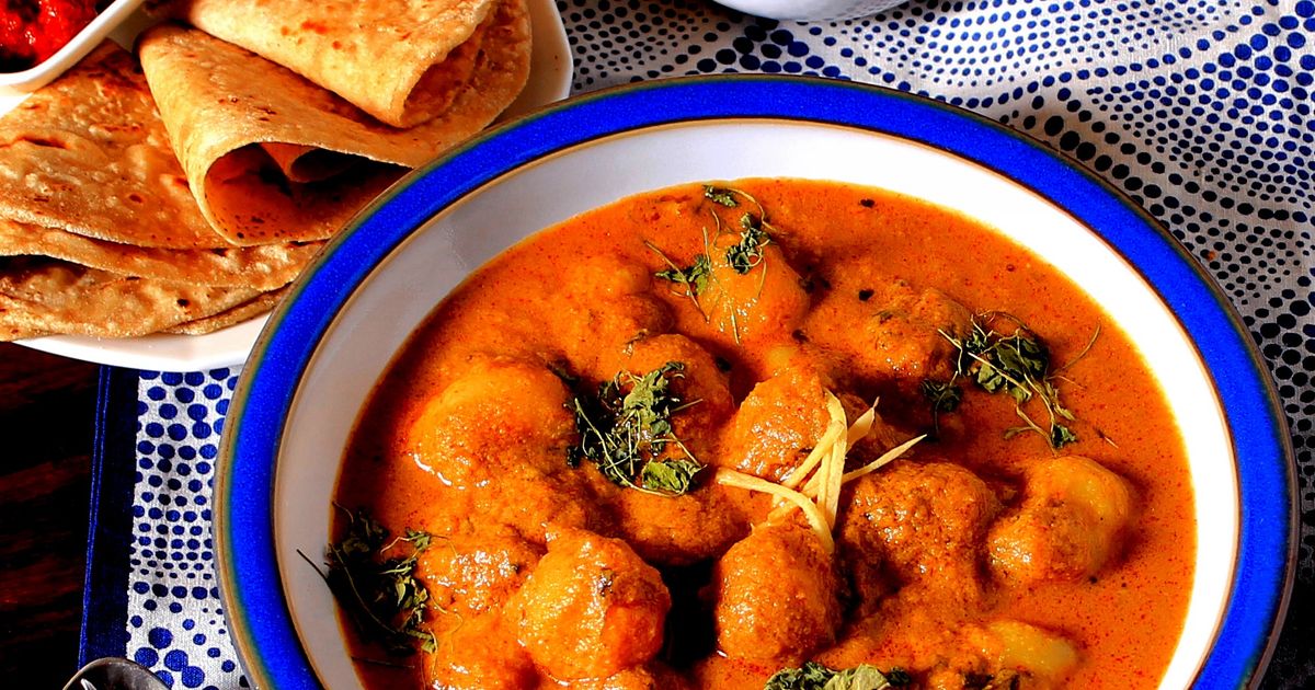 Punjabi Dum Aloo Recipe by Mamatha Rao - Cookpad