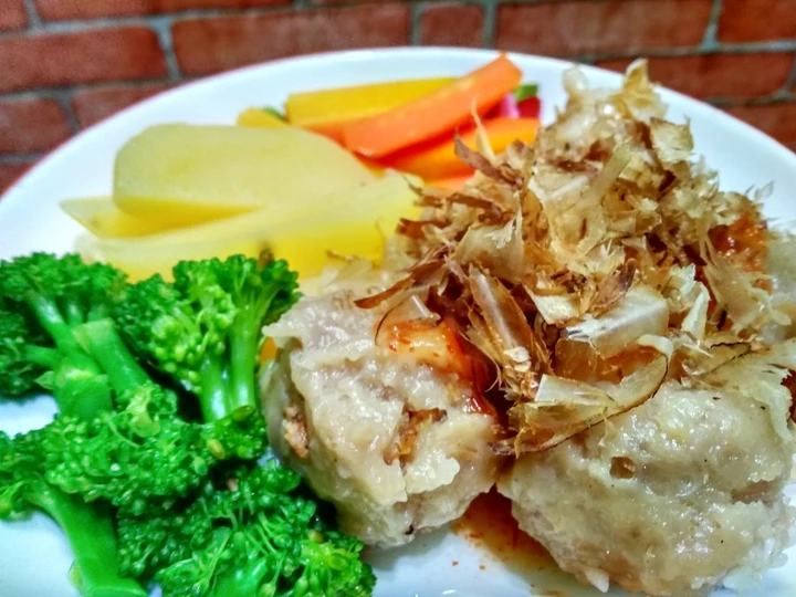 Langkah Gampang Membikin Resep  Kukus Pentol Njamoer Ayam dengan Katsuobushi yang Menggugah Selera, Bisa Manjain Lidah