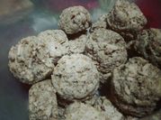 Una foto de scones de queso integrales