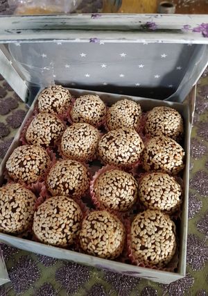 صورة لوصفة كرات التمر المحشوى