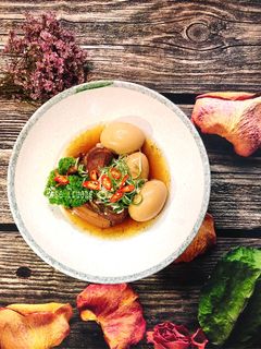 Hình của món Trứng Thịt Kho Ngũ Vị.