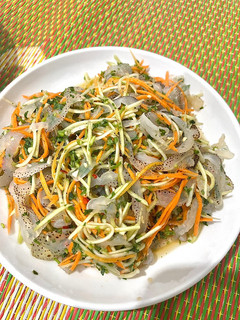 Hình của món Nộm sứa.