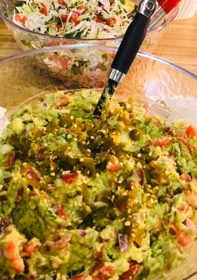 Una foto de Guacamole Picado