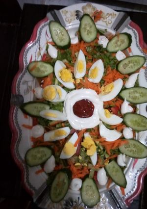 A picture of My designed salad.