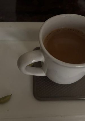 A picture of Cardamom chai.