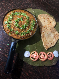 રાજમા મસાલા (rajma masala recipe in Gujarati) રેસીપી મુખ્ય ફોટો