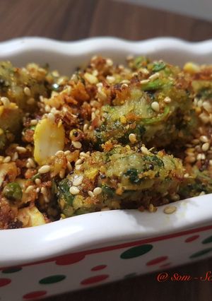 A picture of Healthy Spring Onion Muthias With Oats & Jowar.