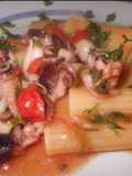 Paccheri con Seppioline sfumate al Brandy e Pomodori Pachino