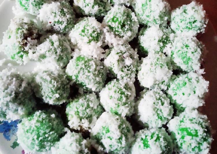 resep cara buat 4. Klepon Manis Gurih