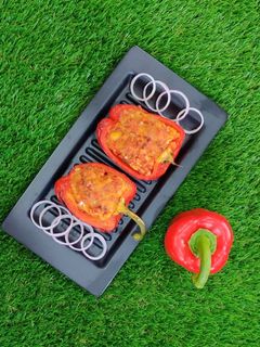 तंदूरी कैप्सिकम (tandoori capsicum recipe in Hindi) रेसिपी मुख्य फोटो