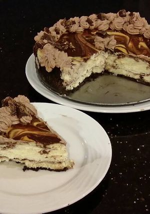 A picture of Chocolate Salted Caramel Swirled Cheesecake.