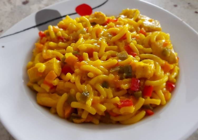 Fideuá de pollo