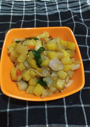 Foto resep Oseng Kentang Kikil