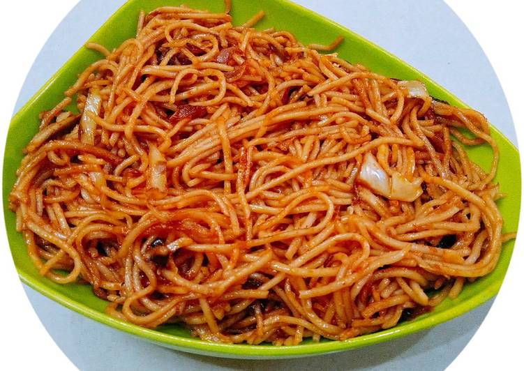 Veg hakka noodles