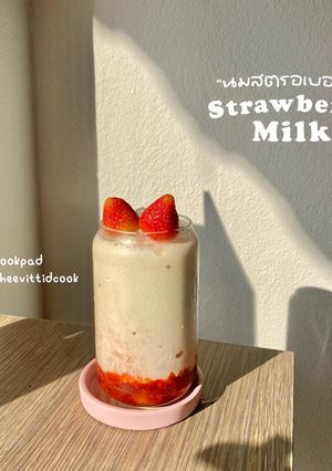 รูปของ นมสตรอว์เบอร์รี่ ✨🍓🥛 After Valentine’s Day ~
