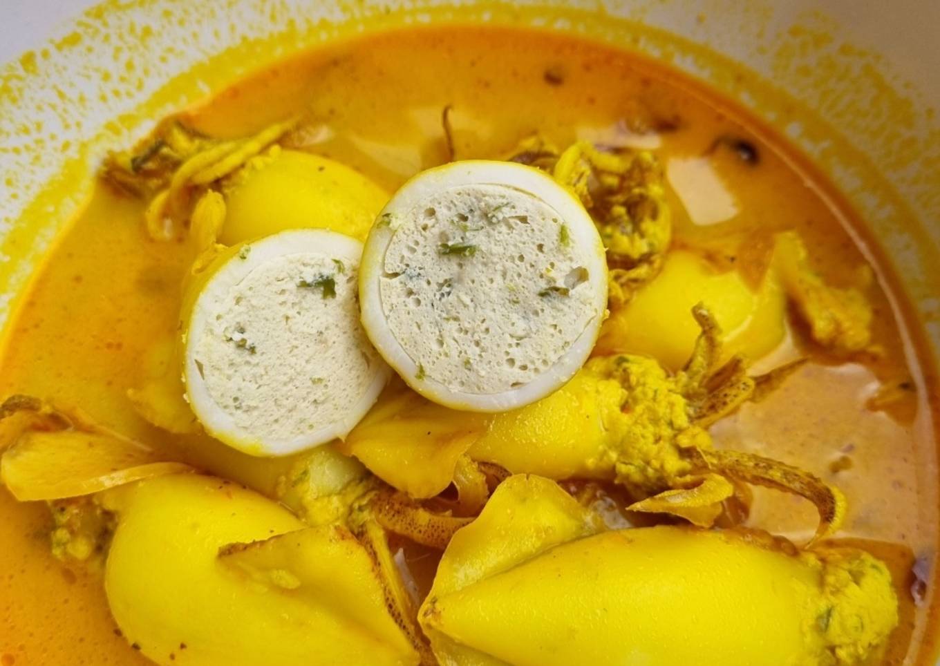 Gulai sotong isi tahu telur