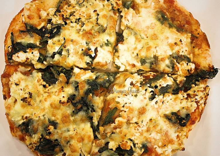 Easiest Way to Make Quick Saag Paneer-Potato Crust Pizza