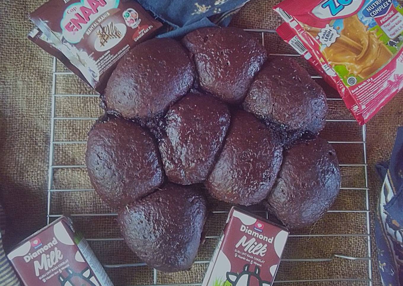 Chocolate Condensed Milk Bread ~ Roti Coklat / Roti Sobek Coklat